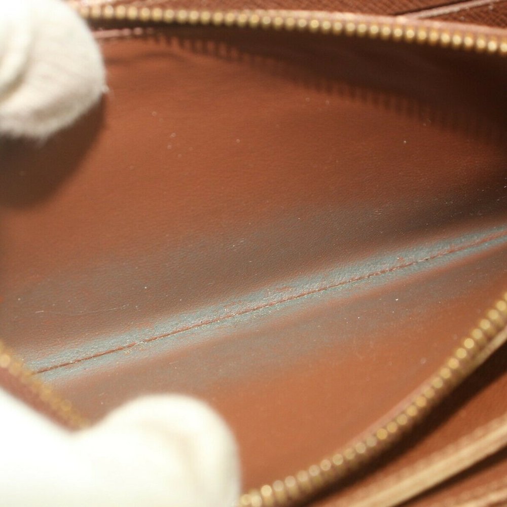 Authentic Louis Vuitton Monogram Zippy Wallet - Picture 7 of 10